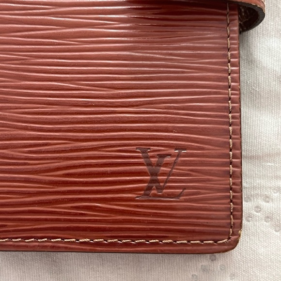 Louis Vuitton Epi Planner - Picture 2 of 10